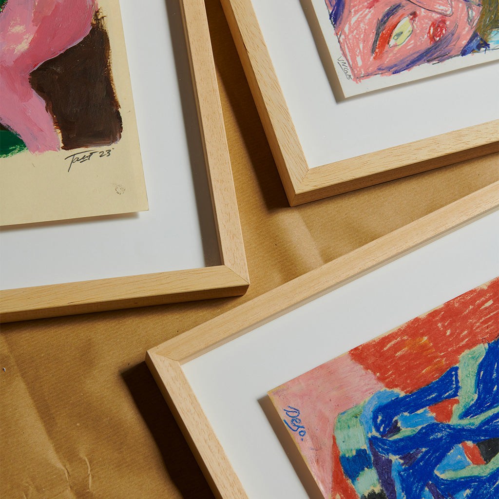 Composition of Broken Fingaz still-life Oil pastel fine art paper