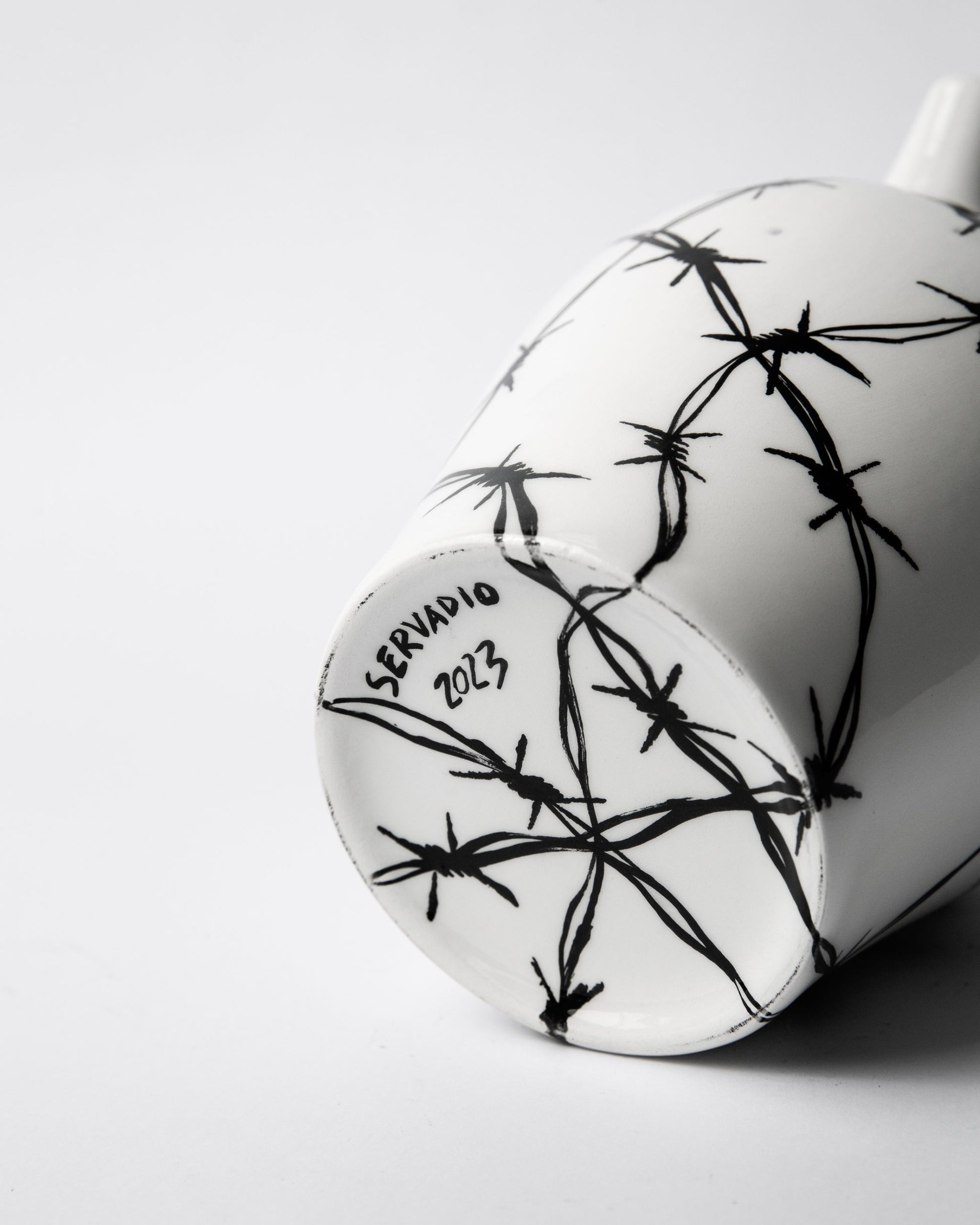 Servadio ceramic artworks at Galleria Varsi