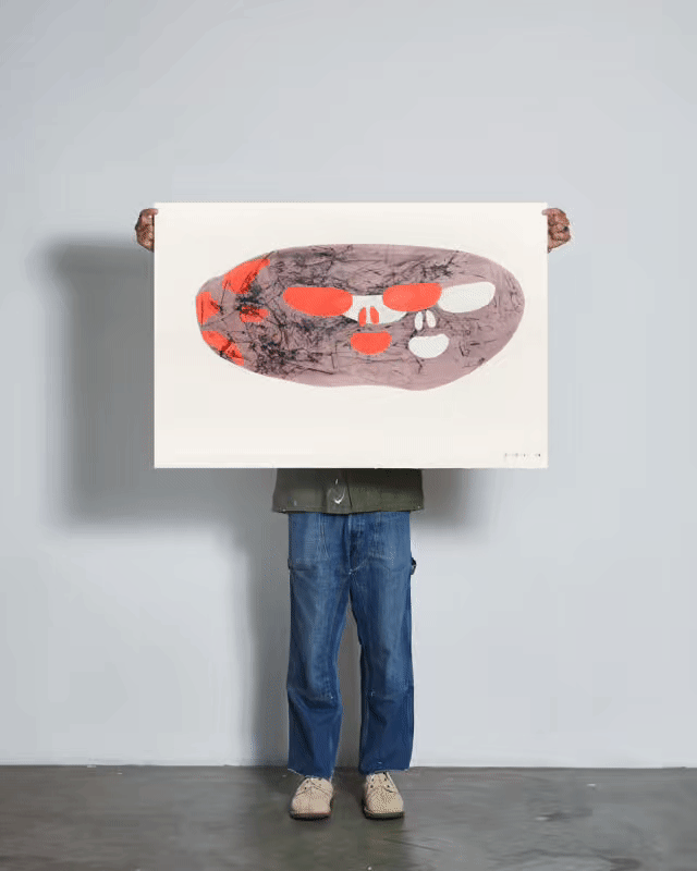 Dettaglio dei personaggi umanoidi in "Mappamondo" di Giorgio Bartocci, un'opera di contemporary figurative art di Varsi Art & Lab.