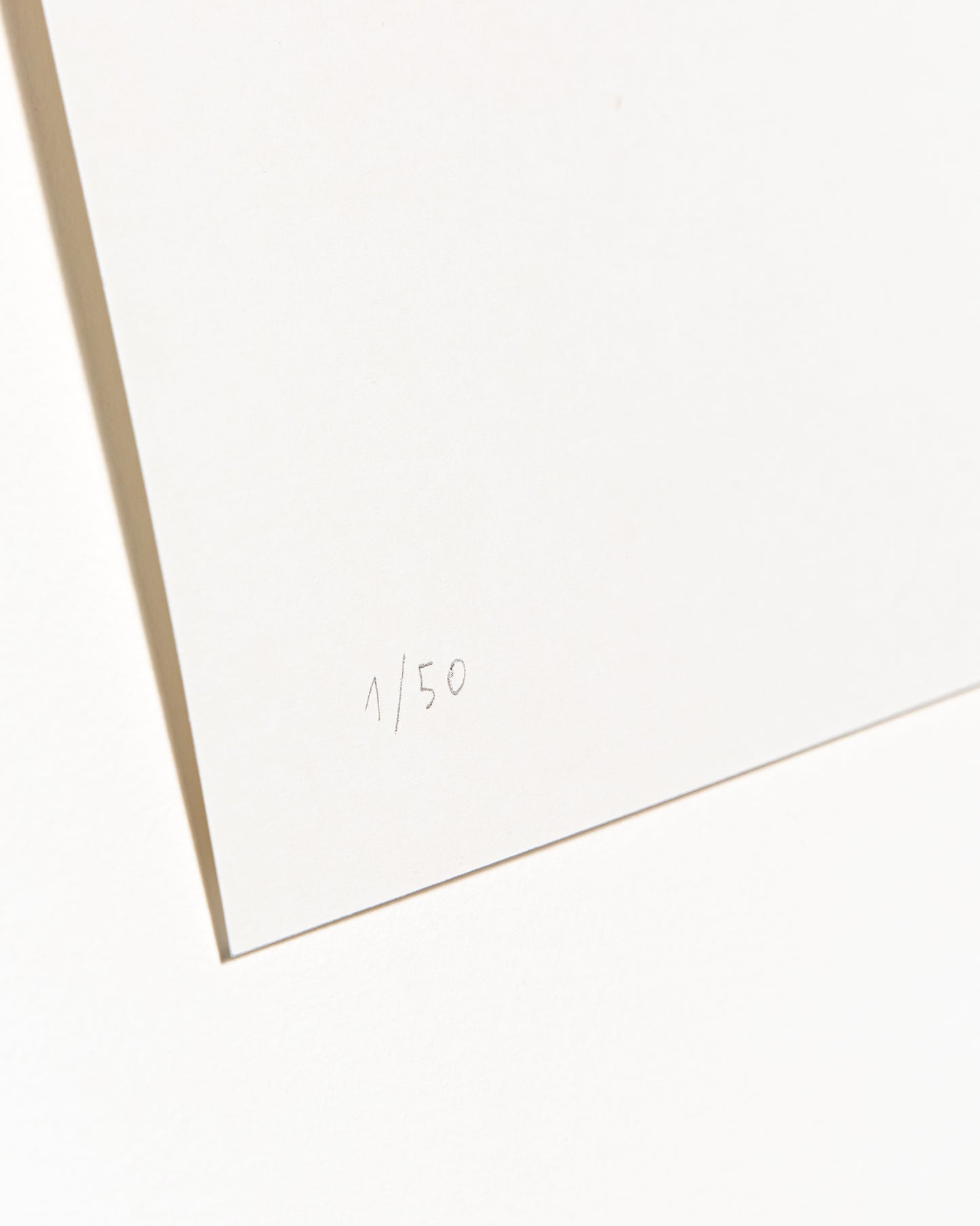 Alberonero minimalist art at Varsi Art & Lab