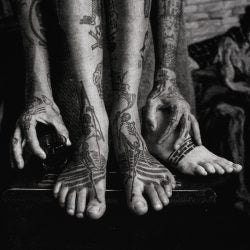 HOW TO FORGET ABOUT A SONG